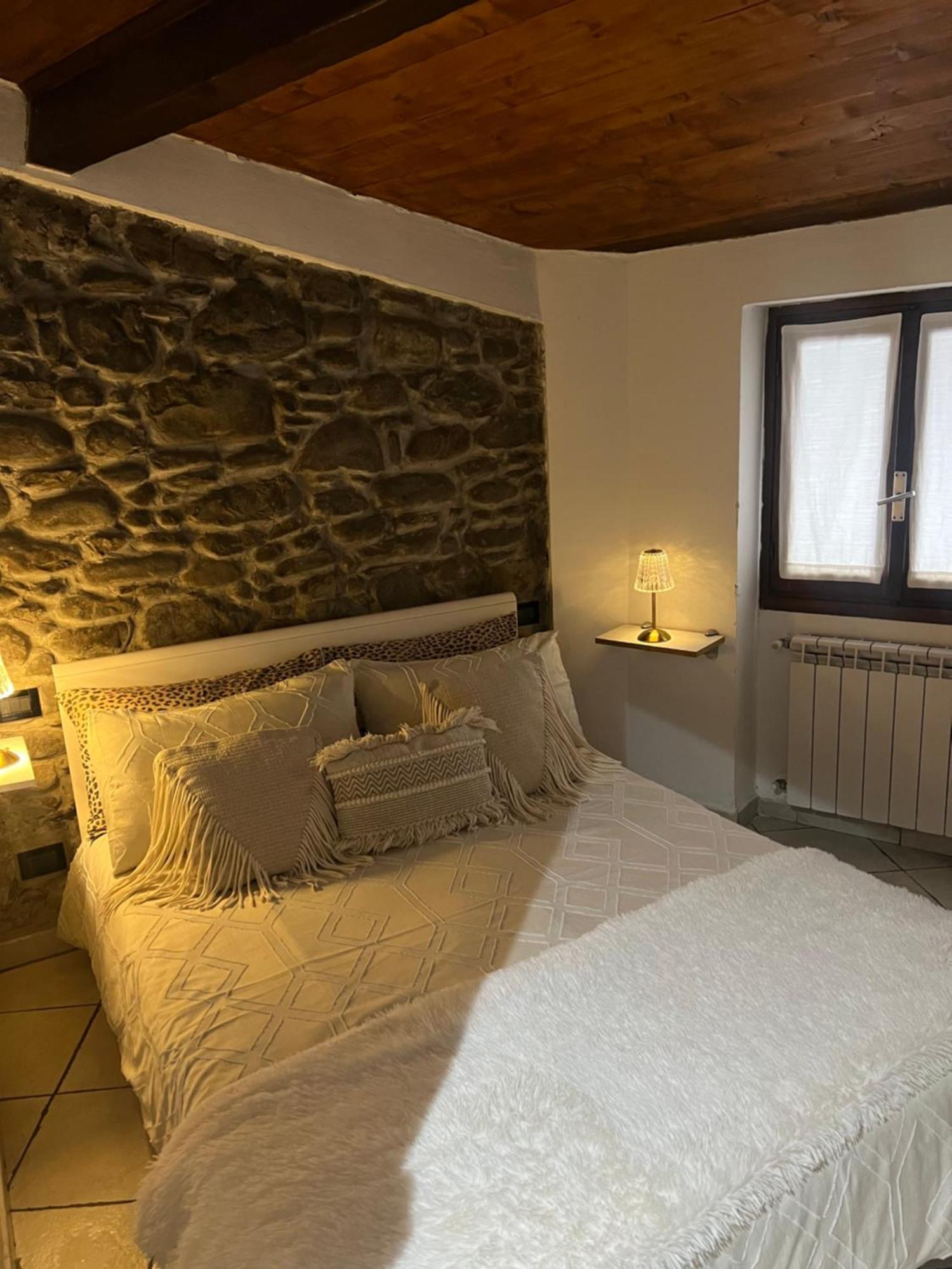 Appartement Casa Ale à Dolceacqua Extérieur photo
