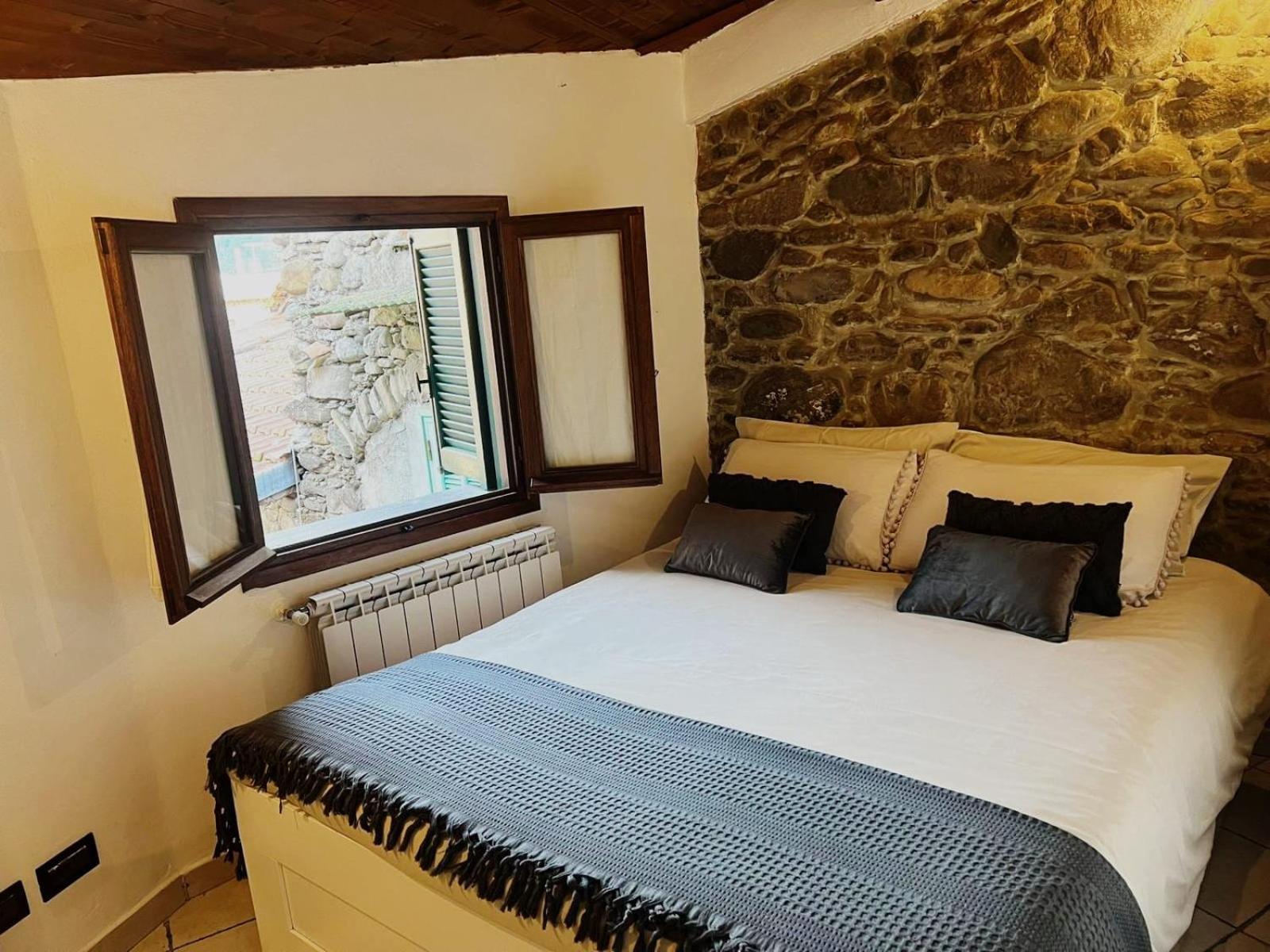 Appartement Casa Ale à Dolceacqua Extérieur photo